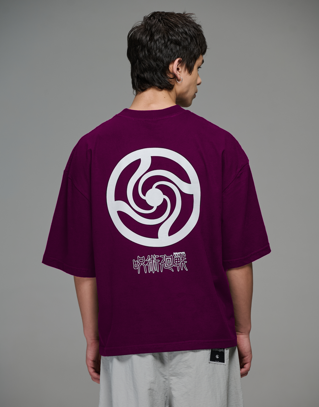 Camiseta Boxy Jujutsu Kaisen x Kace Wear Roxa