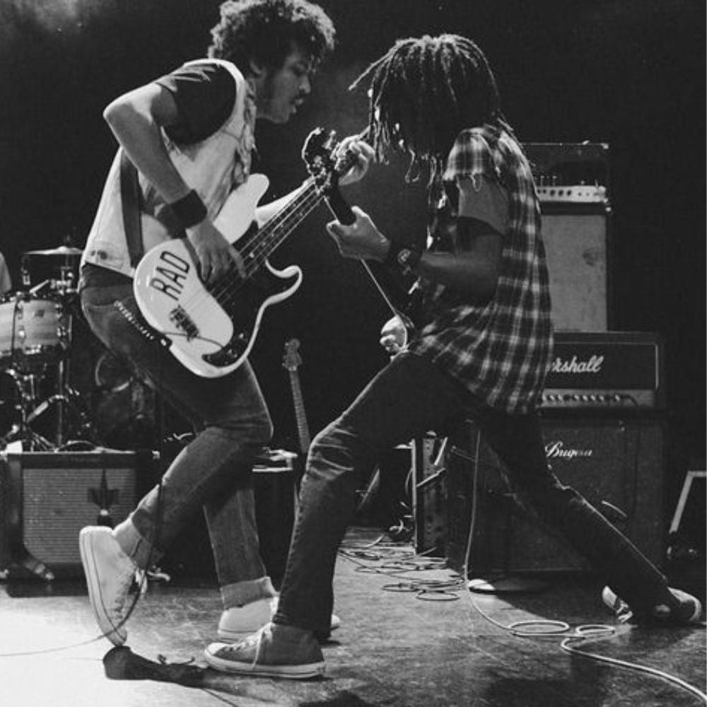 Do Palco para as Passarelas: A Moda do Pop Punk | KACE WEAR