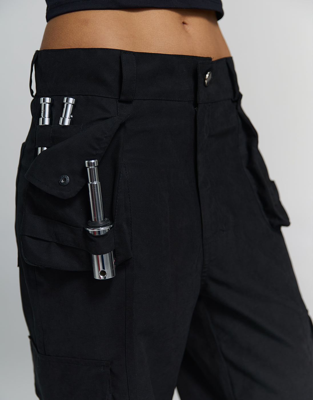 Calça Flare Utilitária Preta