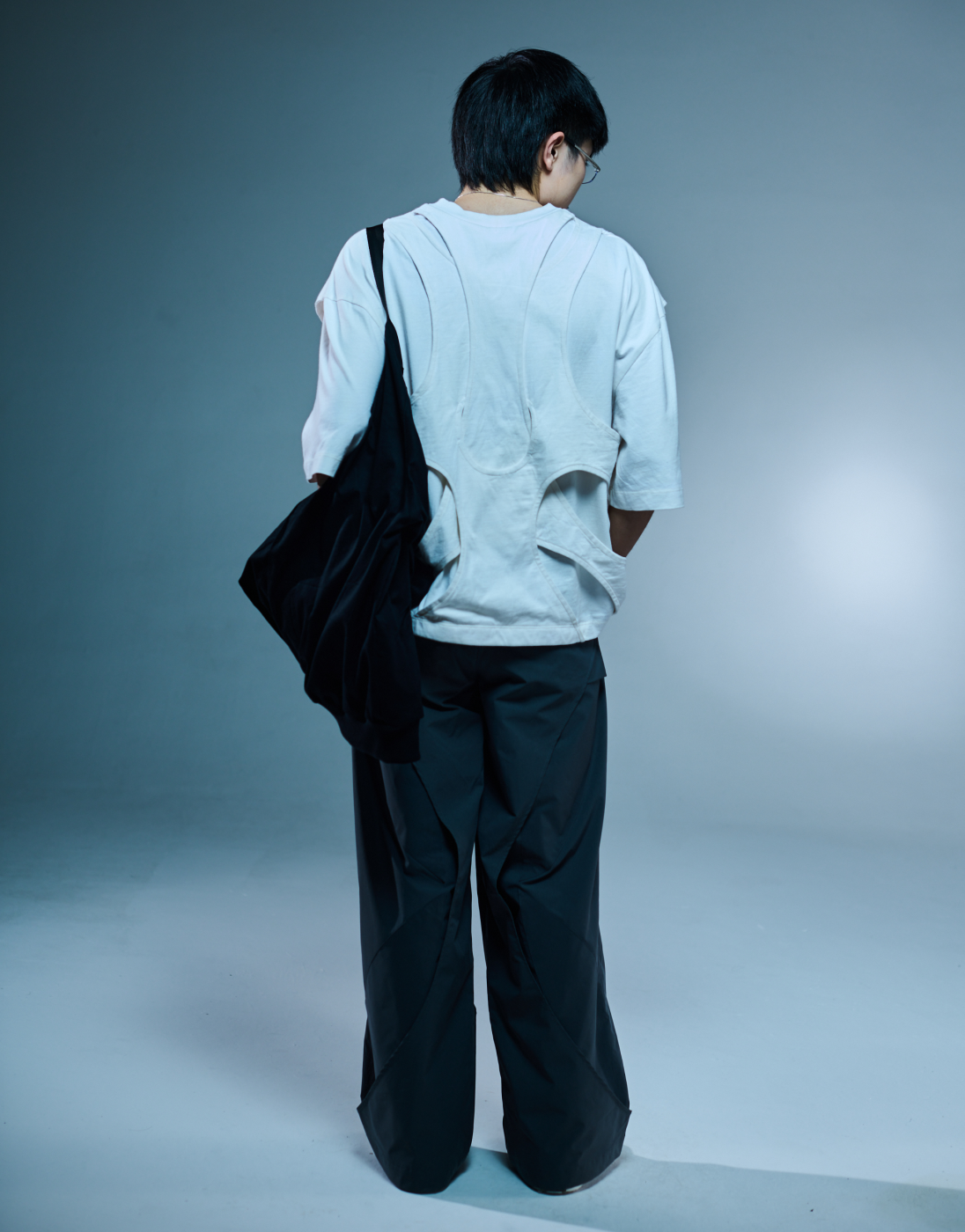 Camiseta Stage 3 Kace Wear x H. Anzai Off White