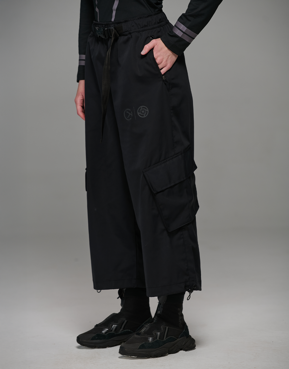 Calça Jujutsu High JJK x Kace Wear Preta