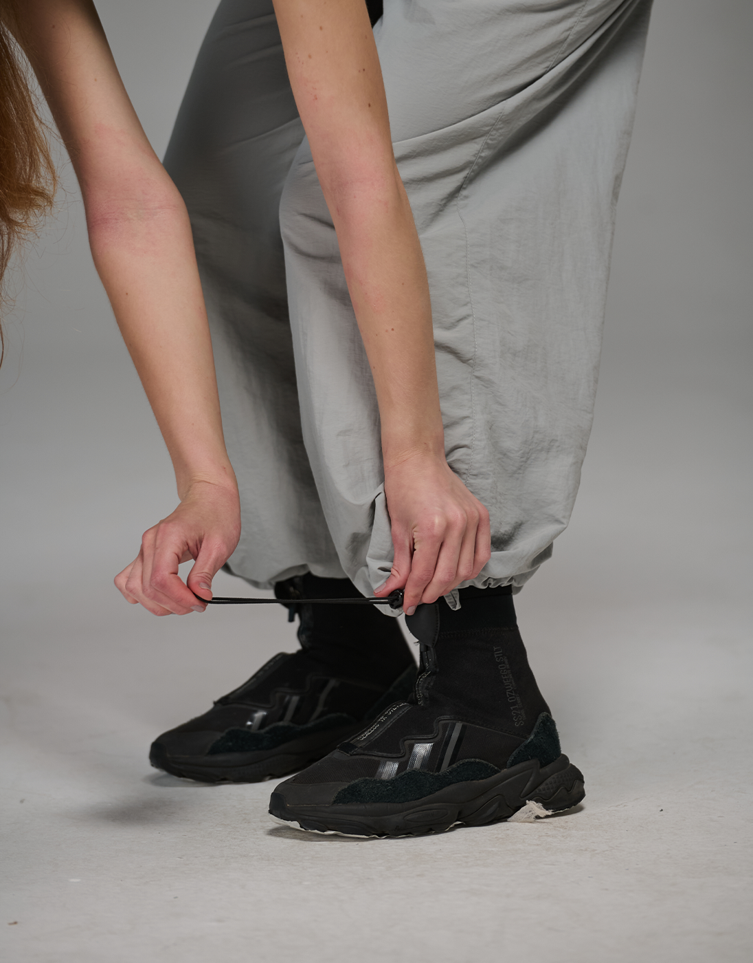 Calça Parachute Combat JJK x Kace Wear Cinza