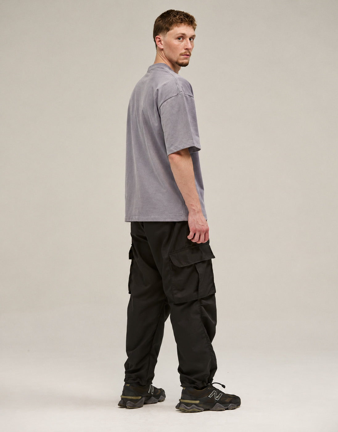 Camiseta Boxy Estonada Solid Cinza