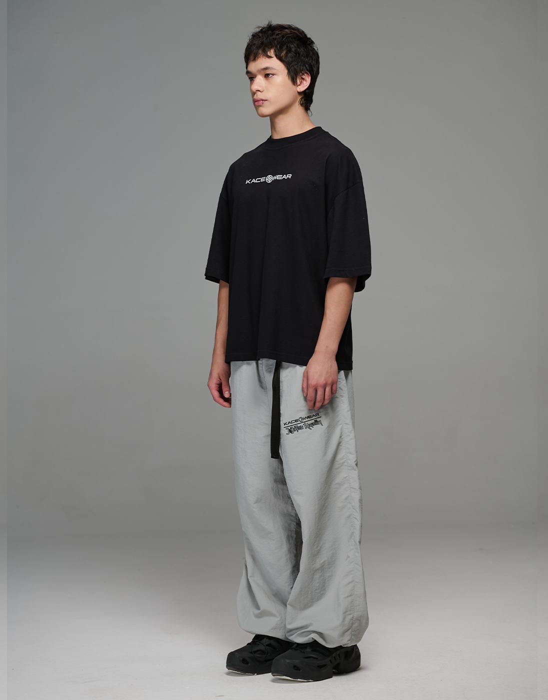 Camiseta Boxy Jujutsu Kaisen x Kace Wear Preta