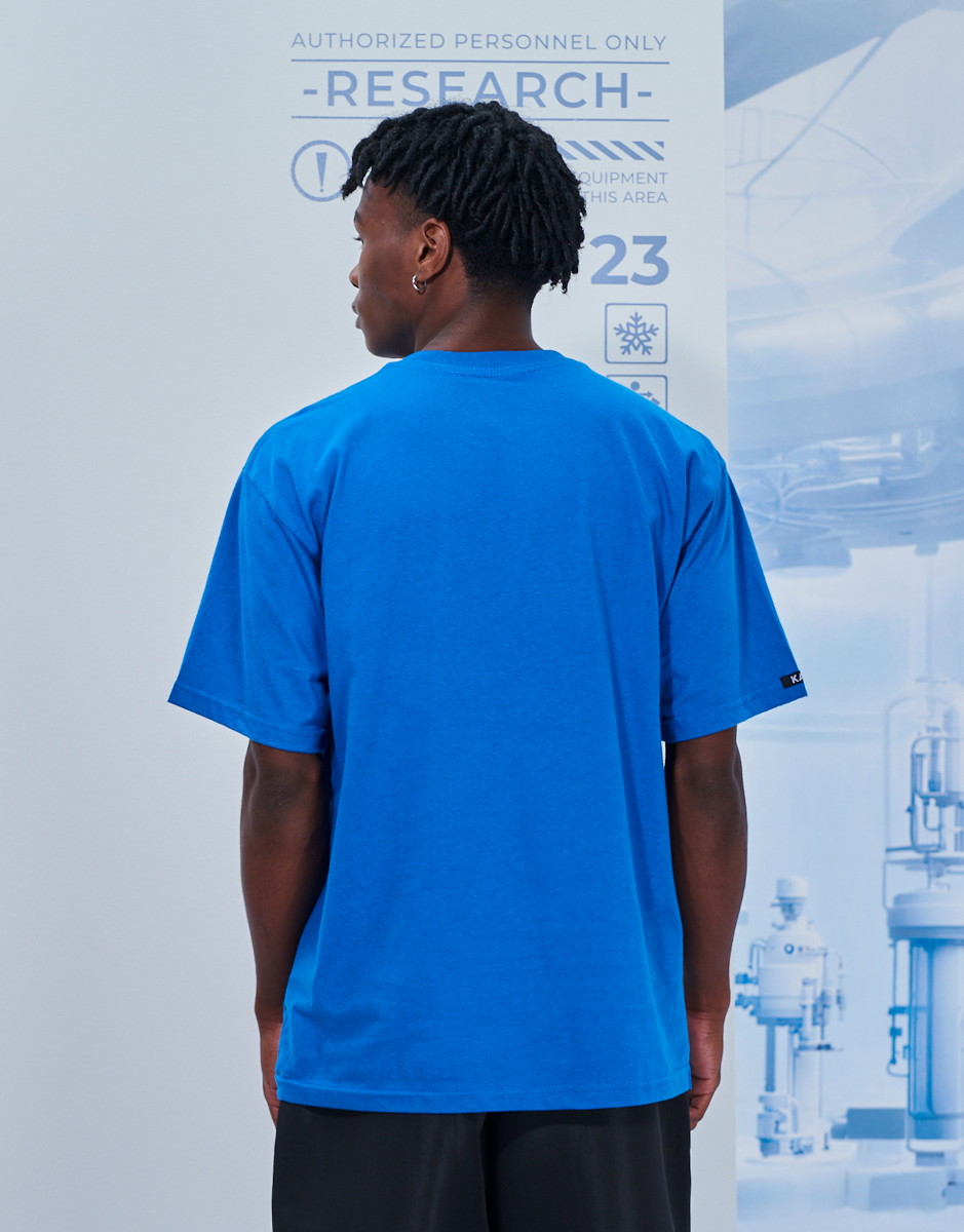 Camiseta Capsule Research Azul Kace Costas