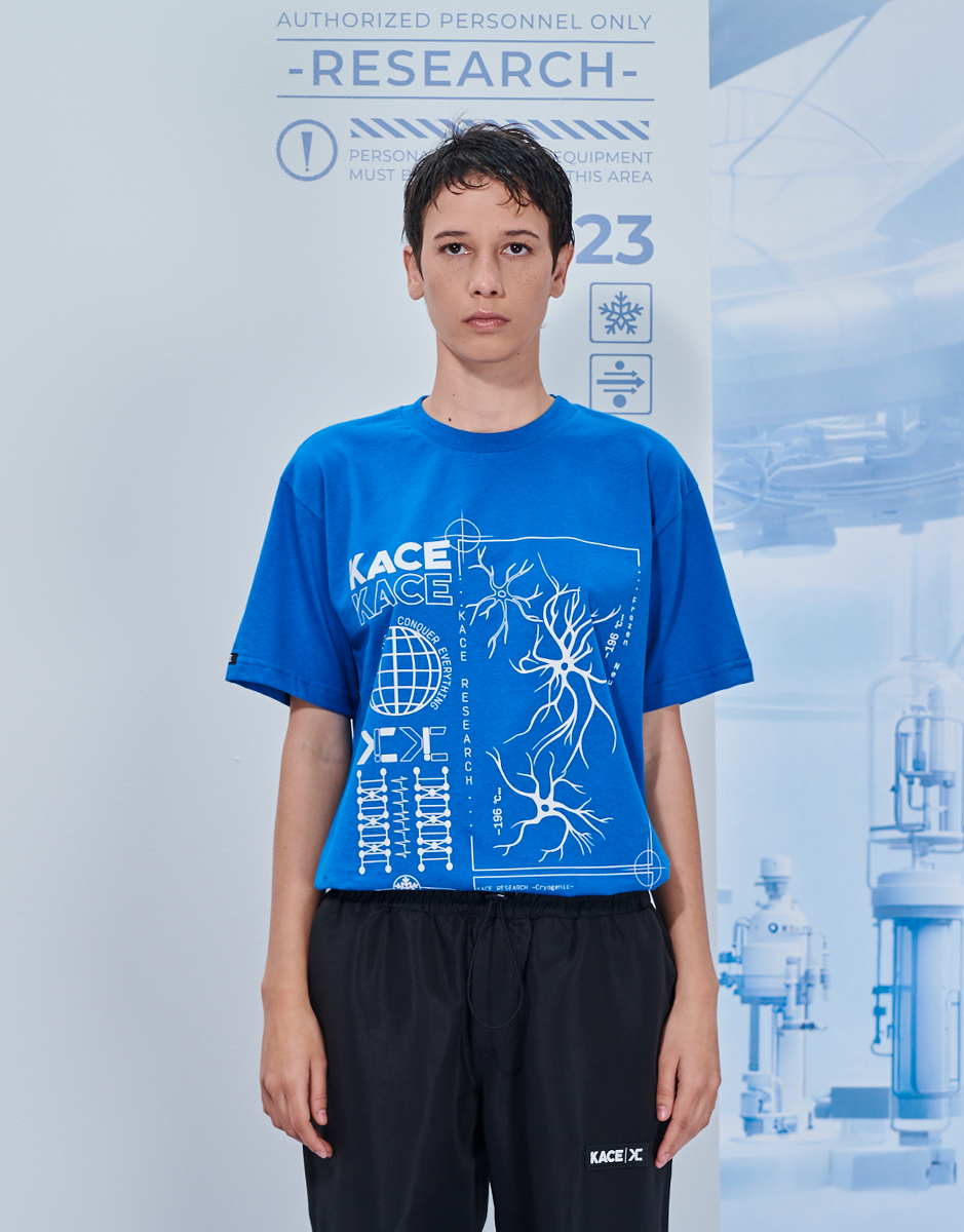 Camiseta Neurons Azul Kace Frente Feminina