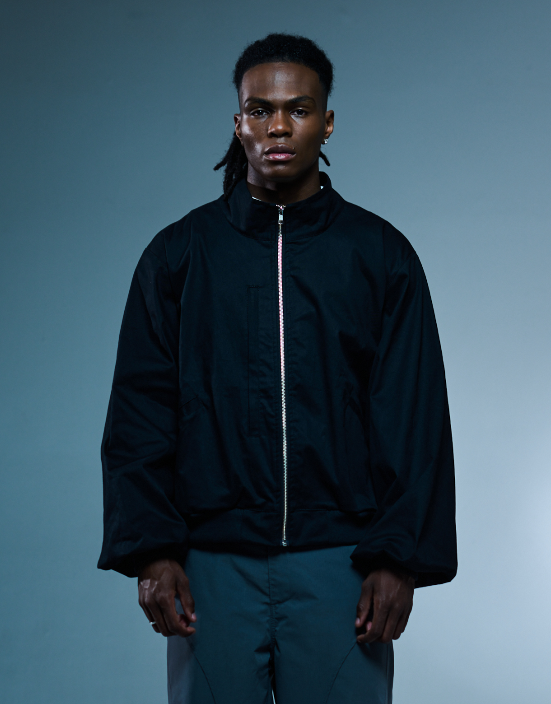 Jaqueta Fold Kace Wear x H. Anzai Preta