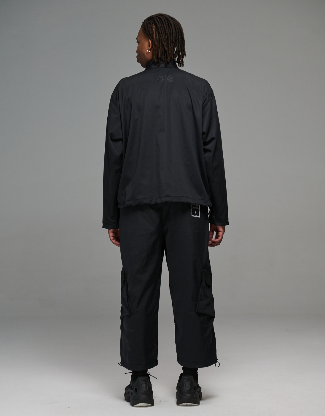 Jaqueta Jujutsu High JJK x Kace Wear Preta