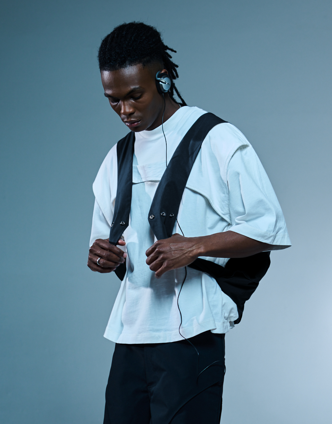 Jaqueta Puparia Kace Wear x H. Anzai Preta